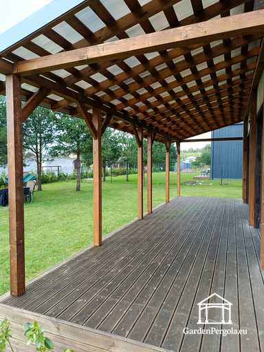 Naturalna drewniana weranda 2,4 x 9 m bez tarasu